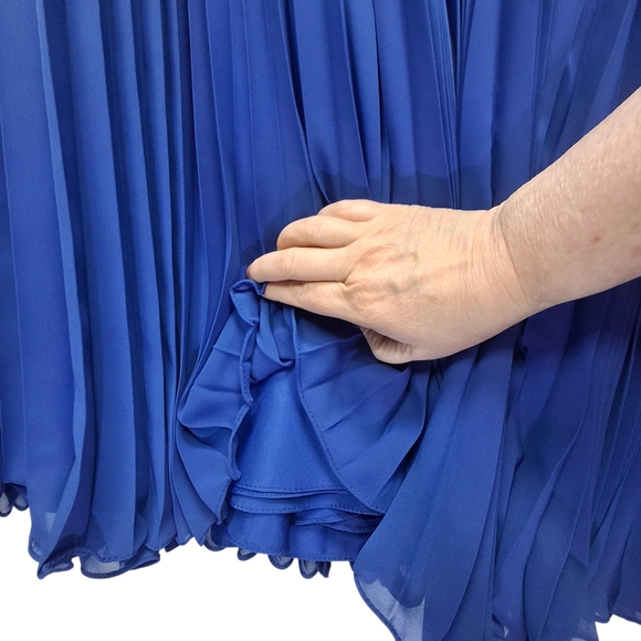 JJ House Blue Pleated Dress with Embellished Waist - Picture 7 of 10